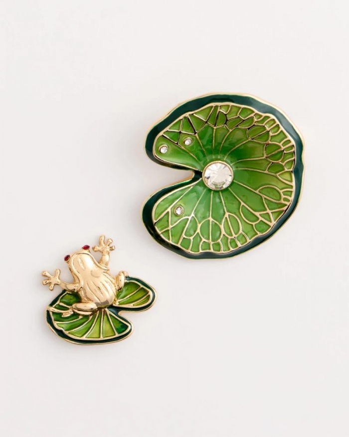 Chicos Lily Pad Brooch - GREEN