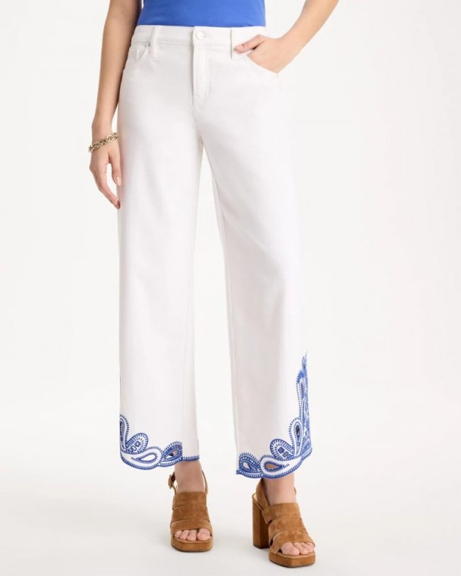 Chicos Girlfriend Wide-Leg Cutout Crop Jean - ALABASTER