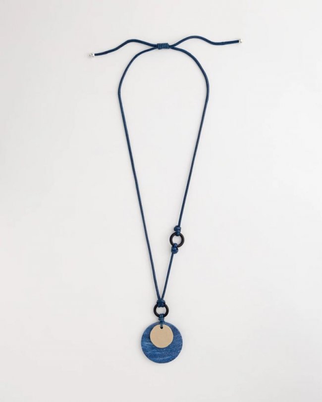 Chicos Adjustable Blue-Neutral Wood Pendant Necklace - BLUE MULTI