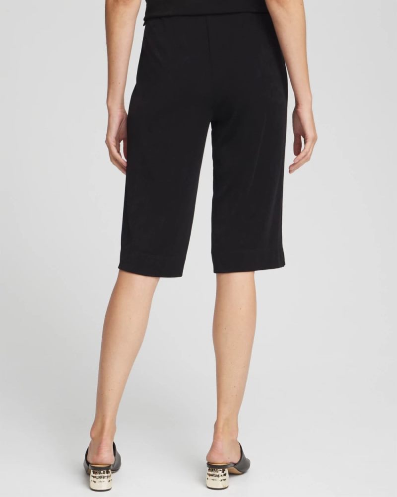 Chicos Travelers™ No Tummy Shorts - TRAVELERS BLACK