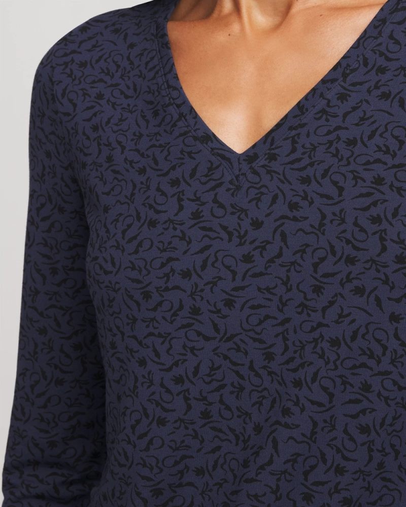 Chicos Printed Touch of Cool™ V-Neck Layering Tee - PASSPORT BLUE