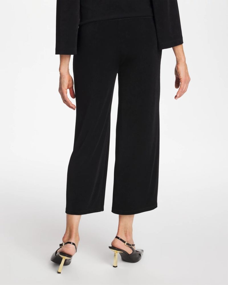 Chicos Travelers™ So Slimming Crop - TRAVELERS BLACK