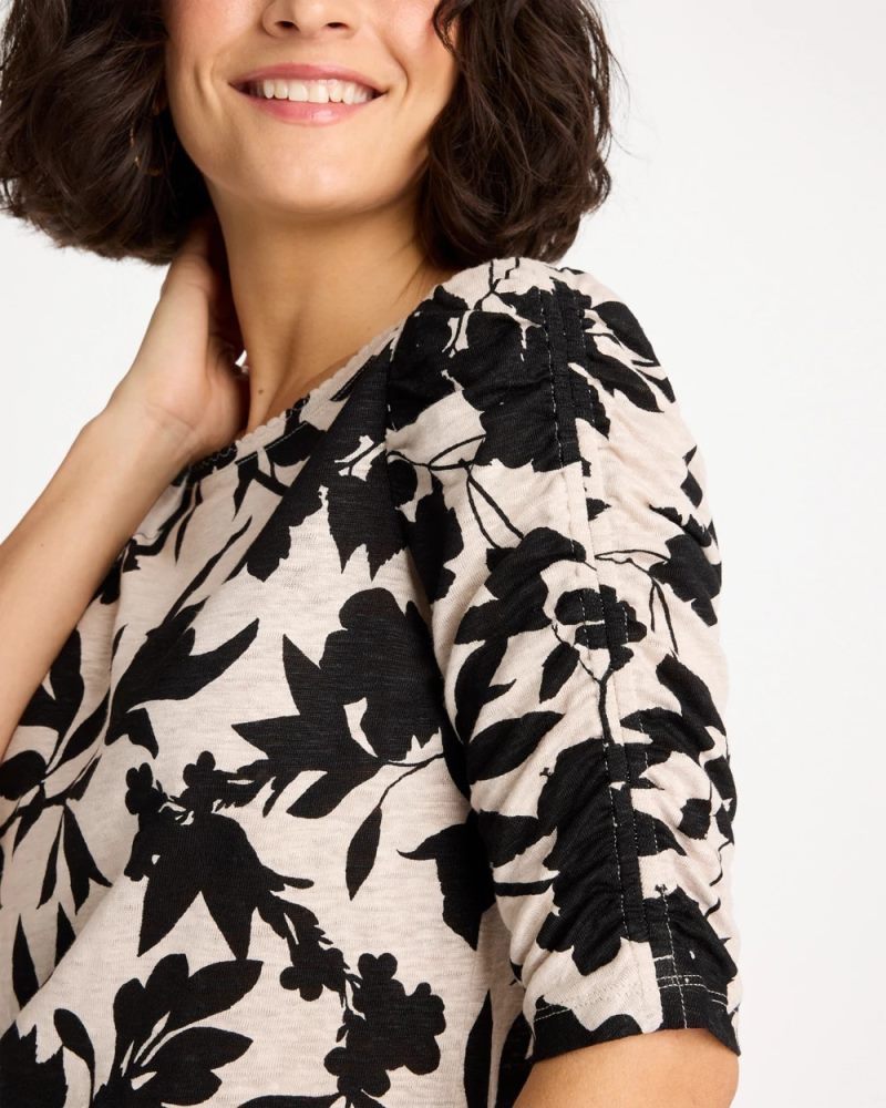 Chicos Flora Linen Ruched Sleeve Tee - BLACK