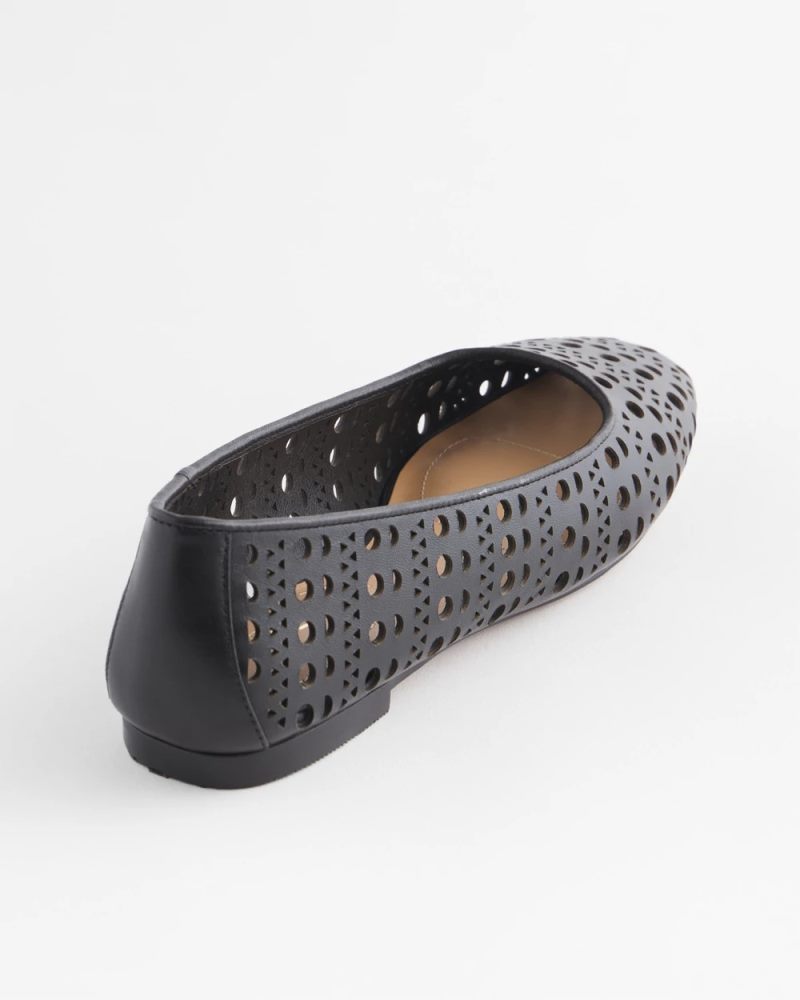 Chicos Cutout Ballet Flats - BLACK
