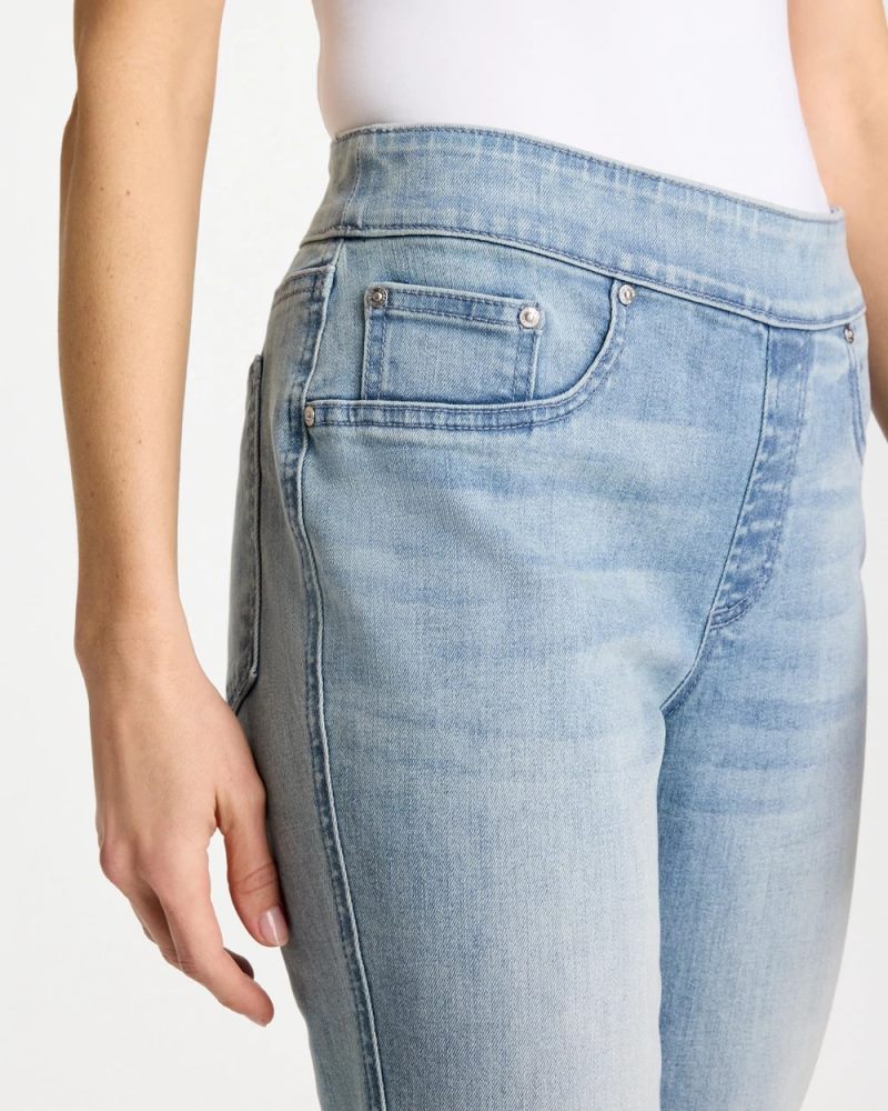 Chicos Pull-On Capri Jeans - PRINTEMPS INDIGO