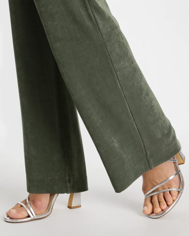 Chicos Travelers™ No Tummy Pants - KELP FOREST