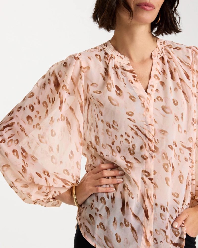 Chicos Georgette Soft Spots Blouse - SWEET BLOSSOM