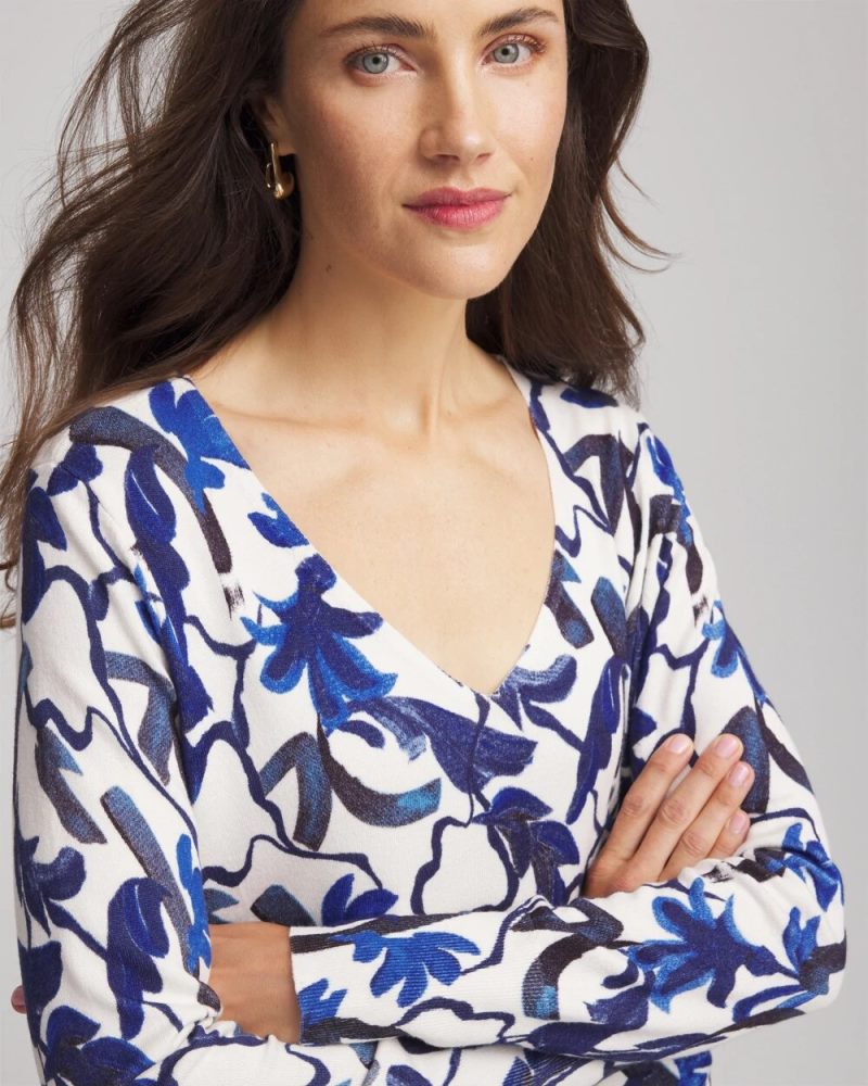 Chicos Ella V-Neck Blue-Petals Pullover Sweater - ECRU