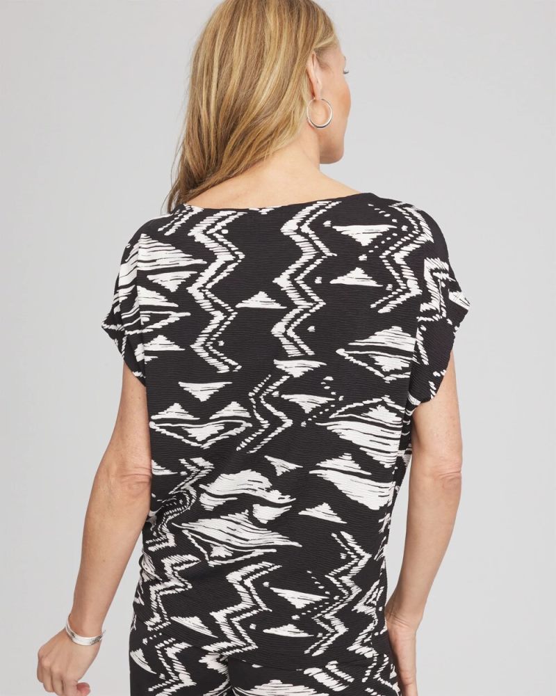 Chicos Travelers™ Crinkled Knit Geo-Print Top - BLACK